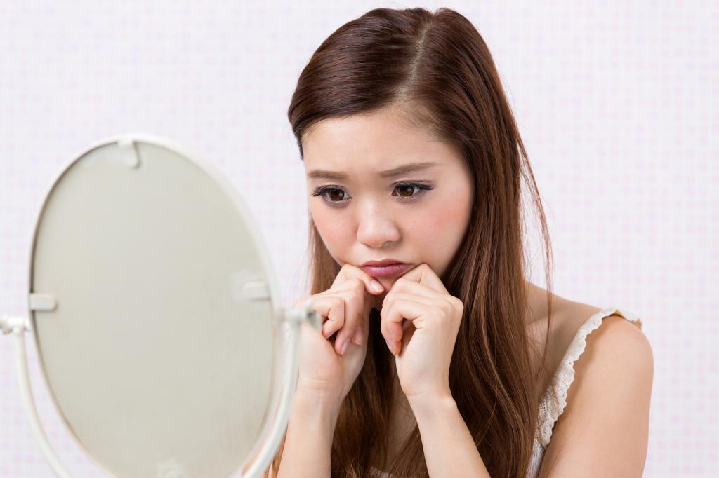 Vogue美容コラム更新 代の顔のたるみの原因は ケア方法や美容外科でできる改善方法も 札幌ル トロワビューティクリニックvogue